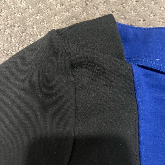 New York & Company Stylish Black and Blue Long Sleeve Structured Shirt Size XS - Picture 3 of 5